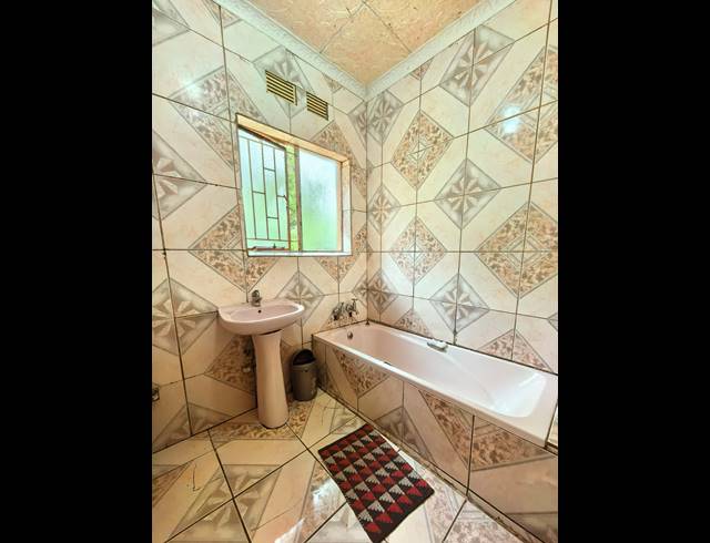 3 BEDROOM HOUSE FOR SALE IN SASOLBURG EXT 11